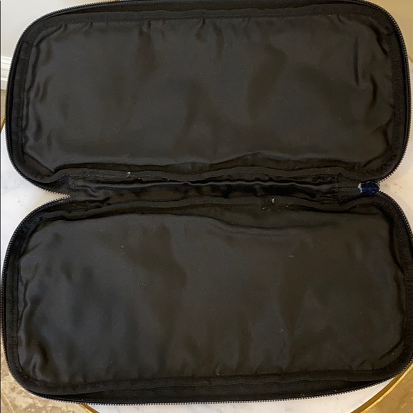 Gucci Carrying Case - Picture 2 of 2